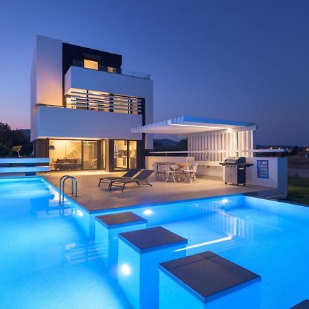 Albatross Beach Front Villas Gennadi Esterno foto