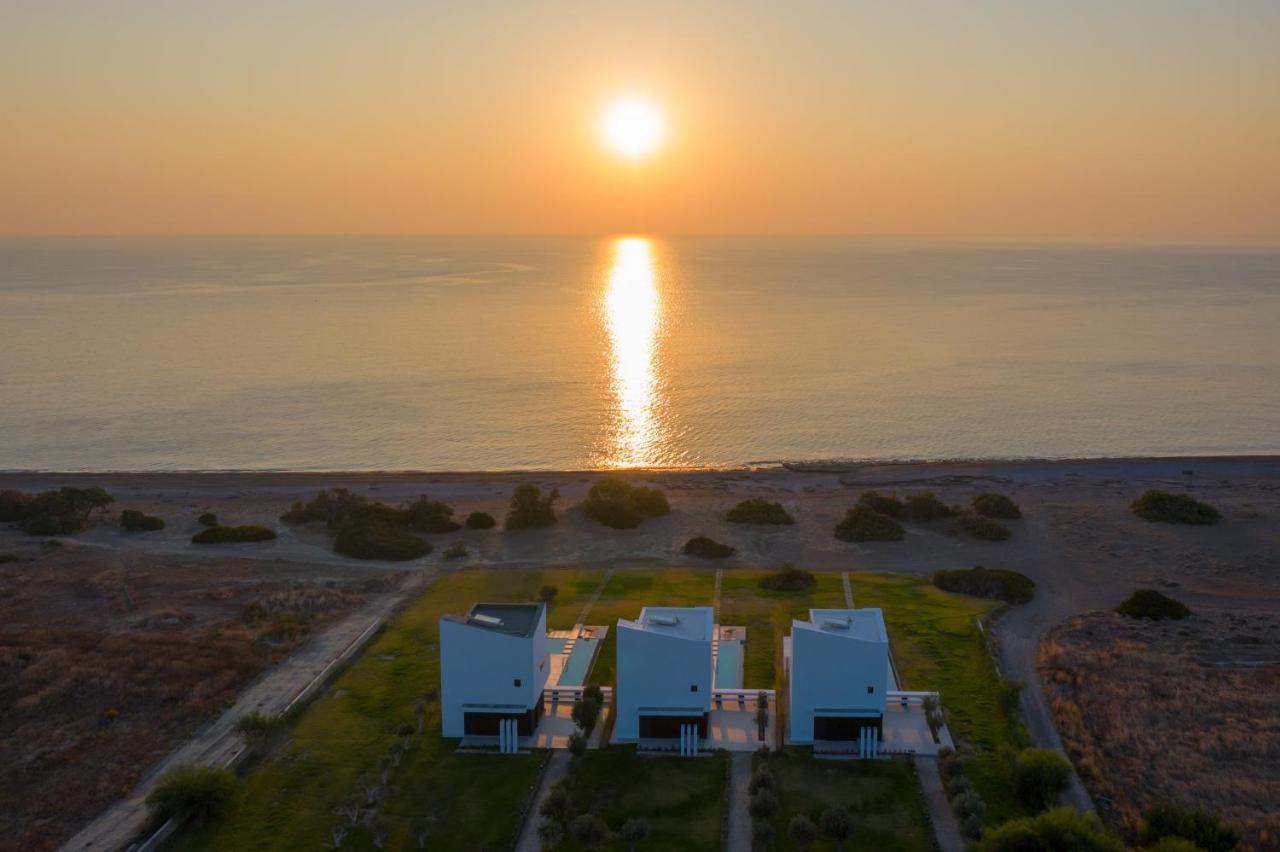 Albatross Beach Front Villas Gennadi Esterno foto